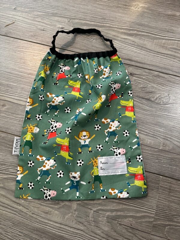 Serviette de Cantine à élastique animaux footballeurs - TIPOTAM